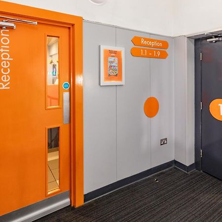 Easyhotel Эдинбург Экстерьер фото