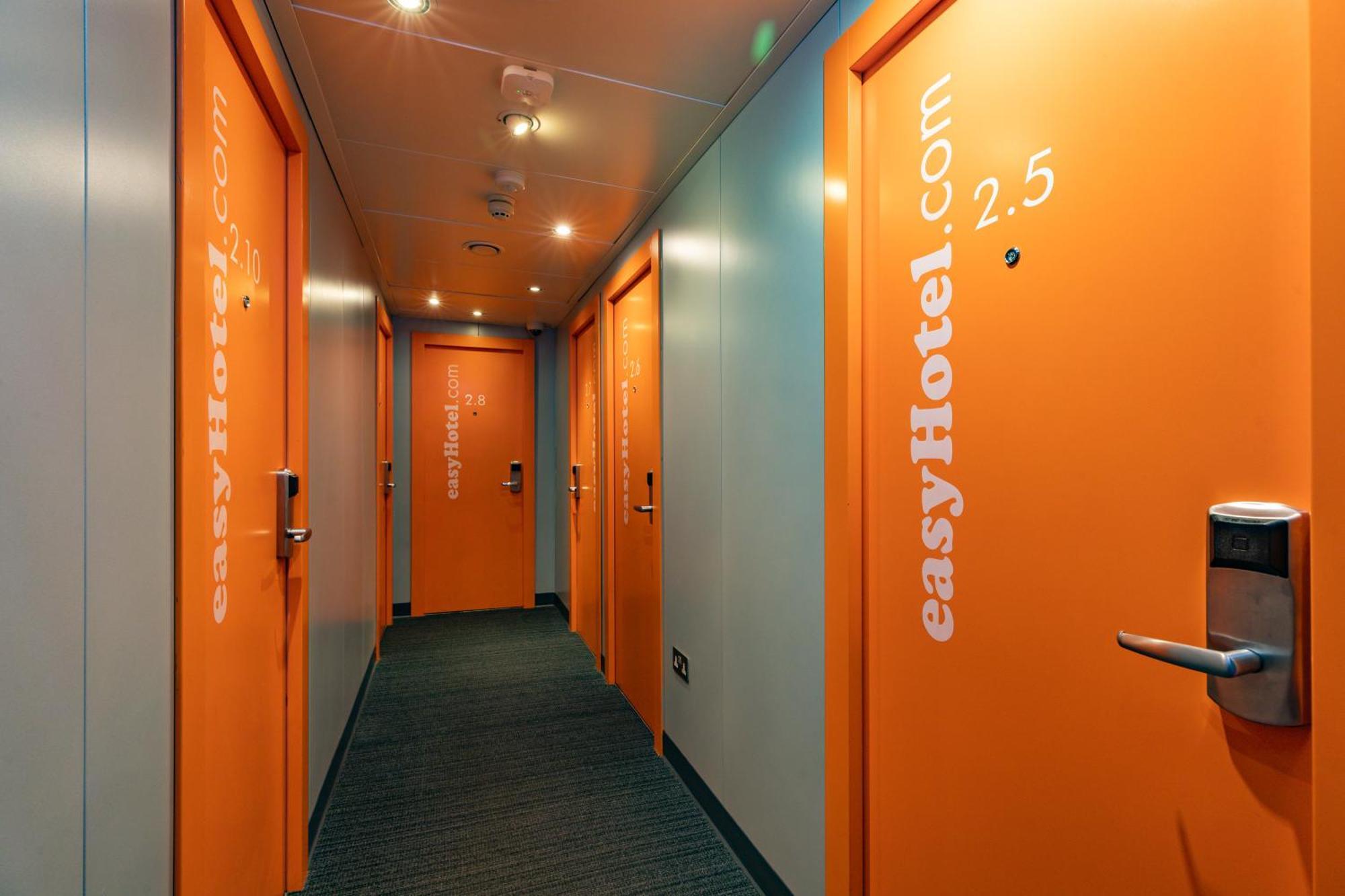 Easyhotel Эдинбург Экстерьер фото